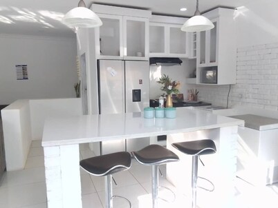 Fabulous 5-bedroom house in Victoria Falls perfect for families