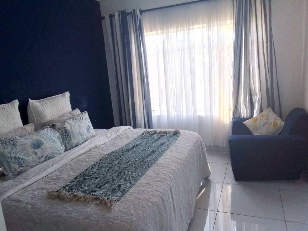 Bügeleisen/Bügelbrett, WLAN, Bettwäsche