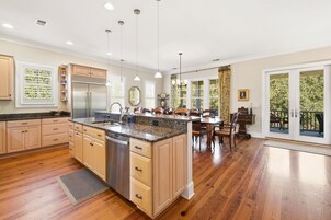 独立别墅, 5 间卧室 | 私人厨房 | 冰箱、烤箱、茶具/咖啡用具、烤面包机