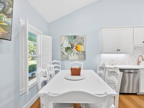 Casa, 2 habitaciones | Restaurantes
