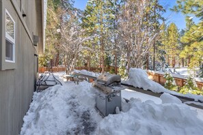 House, 3 Bedrooms | Property grounds - Dollar Point - Observation Dr. 3 Bedroom Home (Tahoe City)