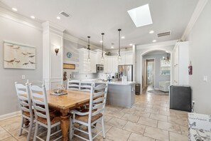 Townhome, 3 Bedrooms | Dining - 1947 S Fletcher 2 Bedroom Townhouse (Fernandina Beach)