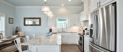 Ferienhaus, 3 Schlafzimmer | Eigene Küche | Kühlschrank, Wasserkocher mit Kaffee-/Teezubehör, Toaster