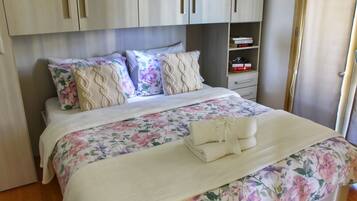 1 camera, ferro/asse da stiro, culla da viaggio, Wi-Fi gratuito