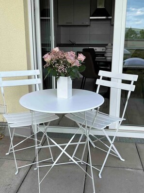 Outdoor dining - Wanderlust Petrisberg - Studio 54 (Trier)