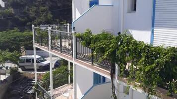 Standaard tweepersoonskamer, balkon, uitzicht op zee | Exterieur