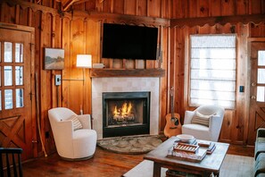 Interior - Mountain Retreat Near Helen | Hot Tub + EV Charger (hosted by The MDS Collective) (Sautee Nacoochee)