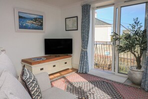 Living area - 4 The Elms (Salcombe)