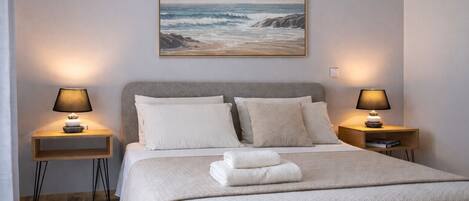 Iron/ironing board, WiFi