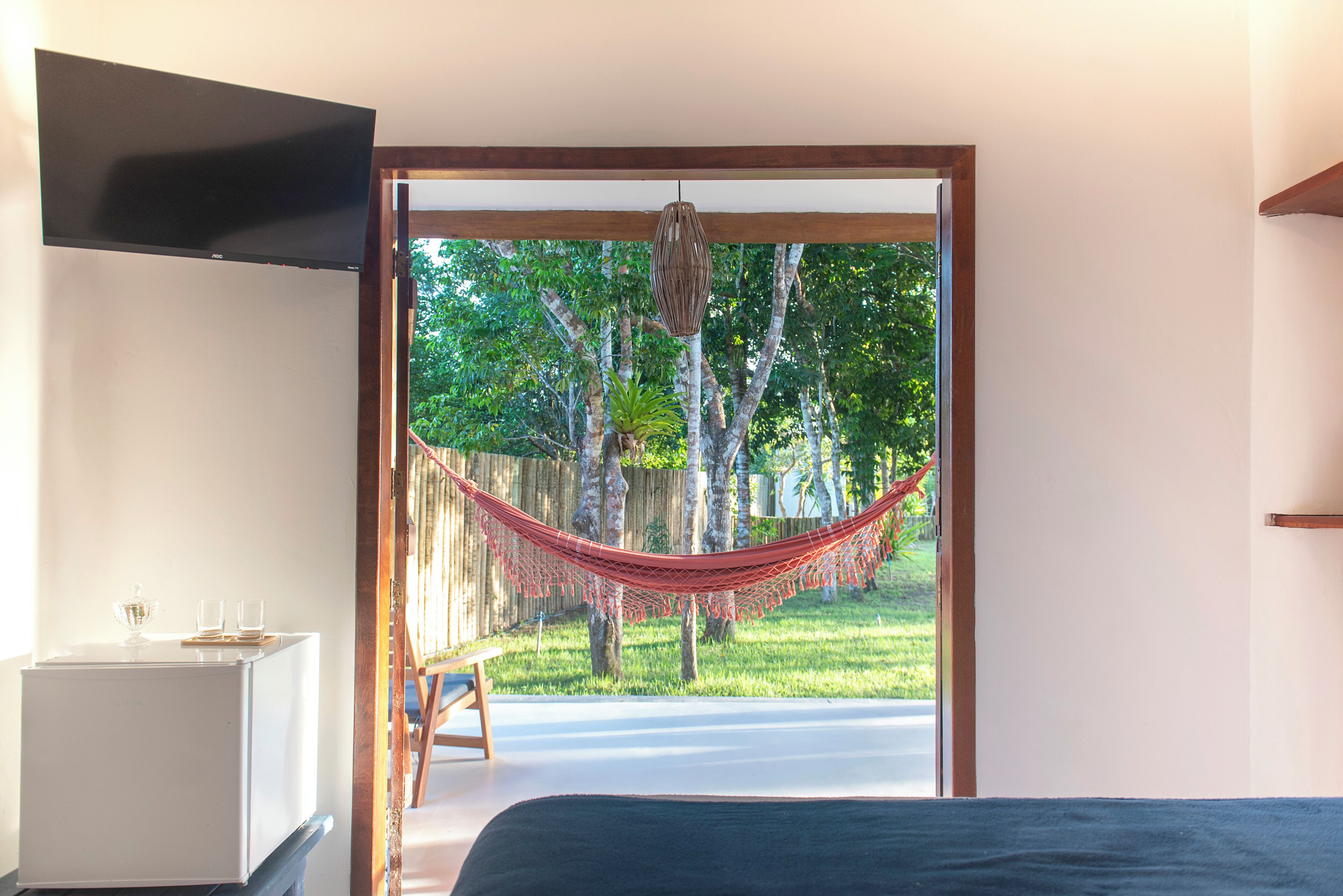 Suite, Garden View | Blackout drapes, iron/ironing board (on request), WiFi (free)