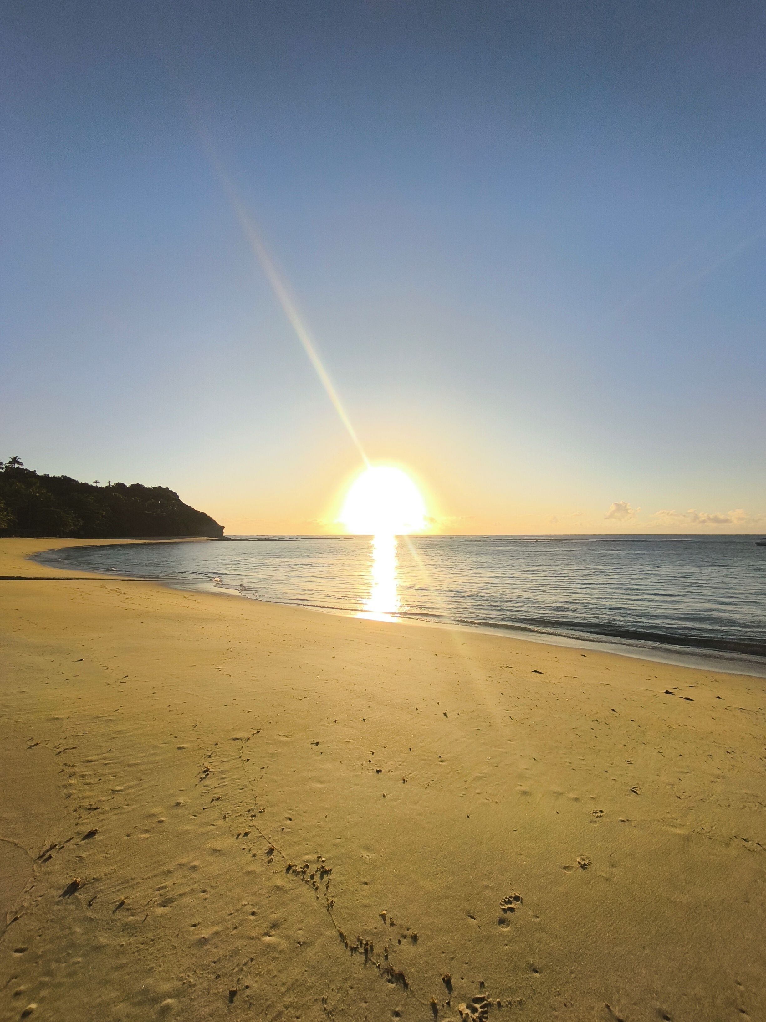 Beach nearby, white sand, beach shuttle