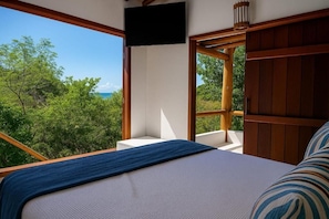 Deluxe Suite, Lanai, Partial Sea View | Blackout drapes, iron/ironing board, free WiFi - Pousada Lua Cheia Praia do Espelho (Caraíva)