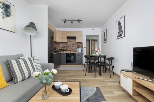 Family Suite | 2 Bedrooms and Workspace