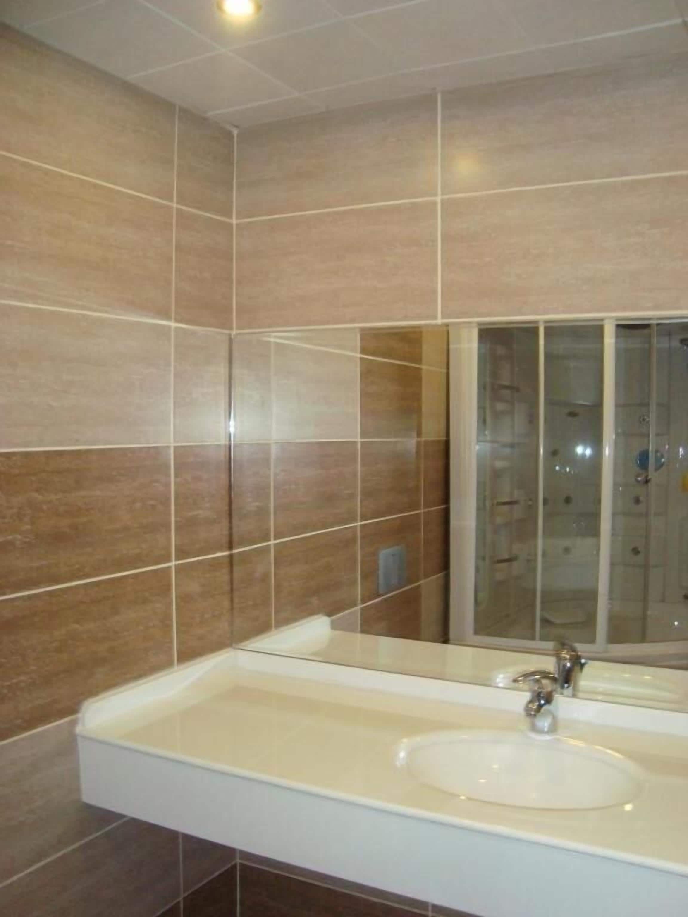 Rainfall showerhead, free toiletries, hair dryer, bathrobes
