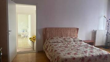 1 soverom og sengetøy