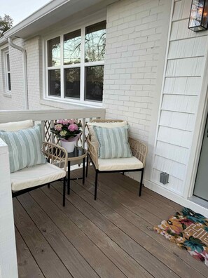 Terrace/patio - Cozy 2 Bed 1 Bath in the heart of Augusta. CLOSE TO MASTERS & National Hills! (Augusta)