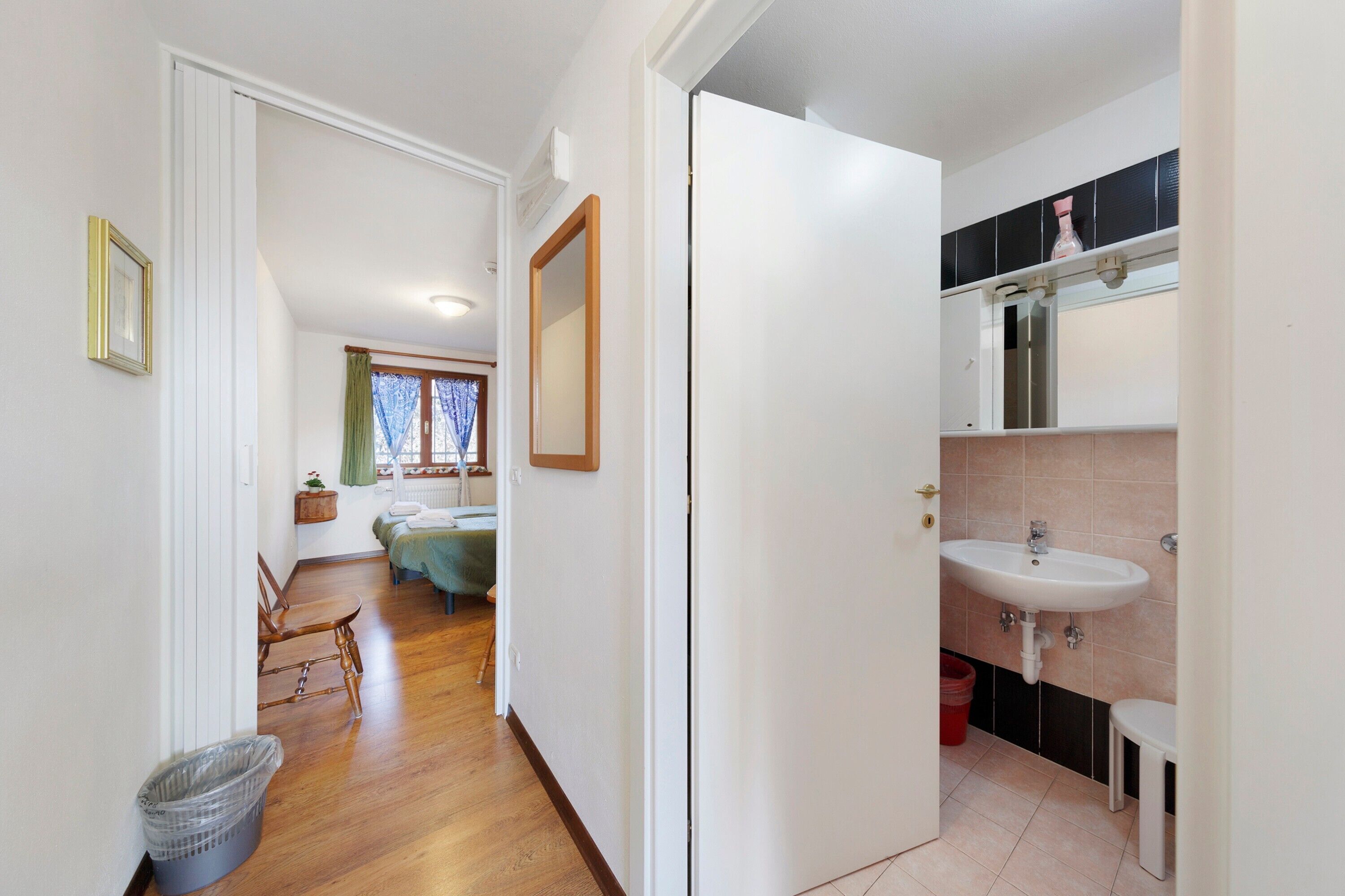 WiFi、ベッドシーツ