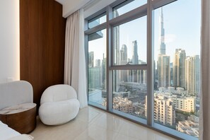 House, Smoking - 4BR Downtown Dream w Iconic Burj View (Dubai)