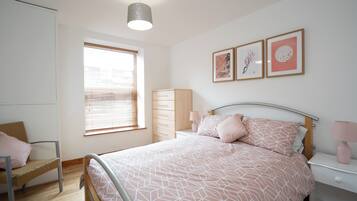 Apartment, 2 Bedrooms, Smoking | 2 bedrooms