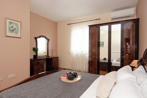 Internet, bed sheets - Two bedrooms with ensuite bathroom R2 (Rovinj)