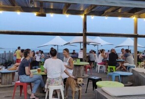 Outdoor dining - Beachside Hideaway on Puebla (Torquay)