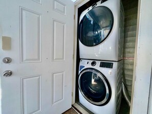 Studio, Berbilang Katil, Kitchenette, Garden View (Surf + Strand Unit B) | Dobi