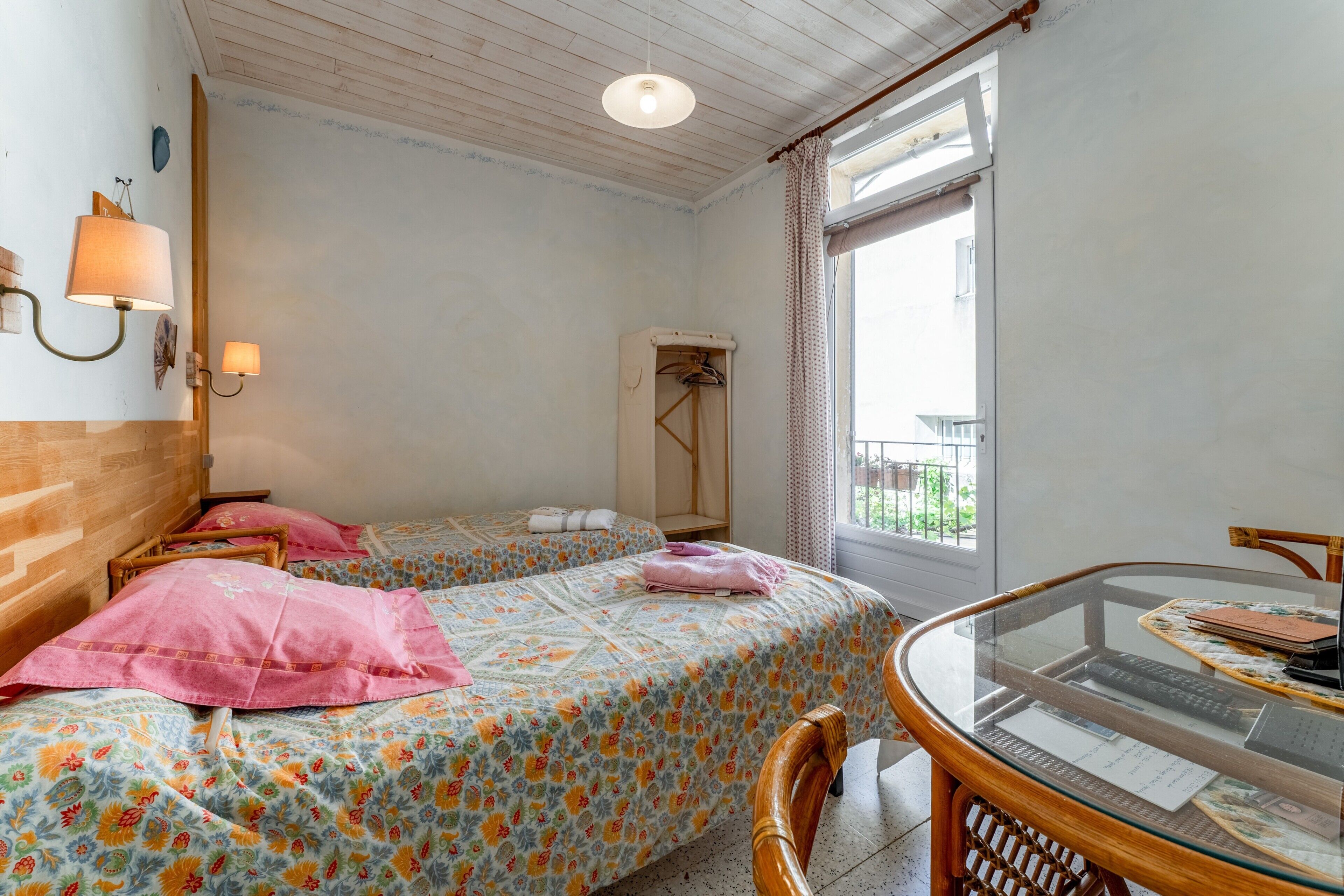 1 chambre, Wi-Fi, draps fournis