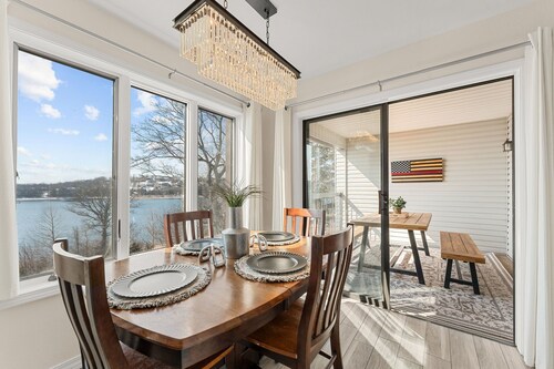 Lakefront Condo in Kimberling City_Free Attraction Tickets_Gorgeous View_Near Silver Dollar City