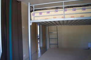 Een strijkplank/strijkijzer, internet