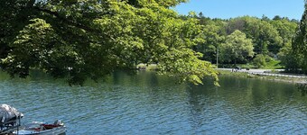 Peaceful 2-bedroom cottage on Eaton Brook Reservoir