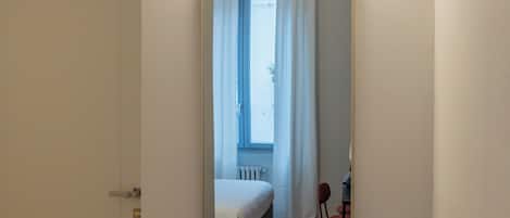 Escritorio y wifi gratis