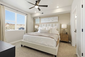 Condo, Multiple Beds, Kitchen, Mountain View (Sand Yeti) - Sand Yeti 2bdr Resort Condo (Hurricane)