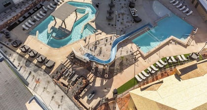 Sand Yeti 2bdr Resort Condo
