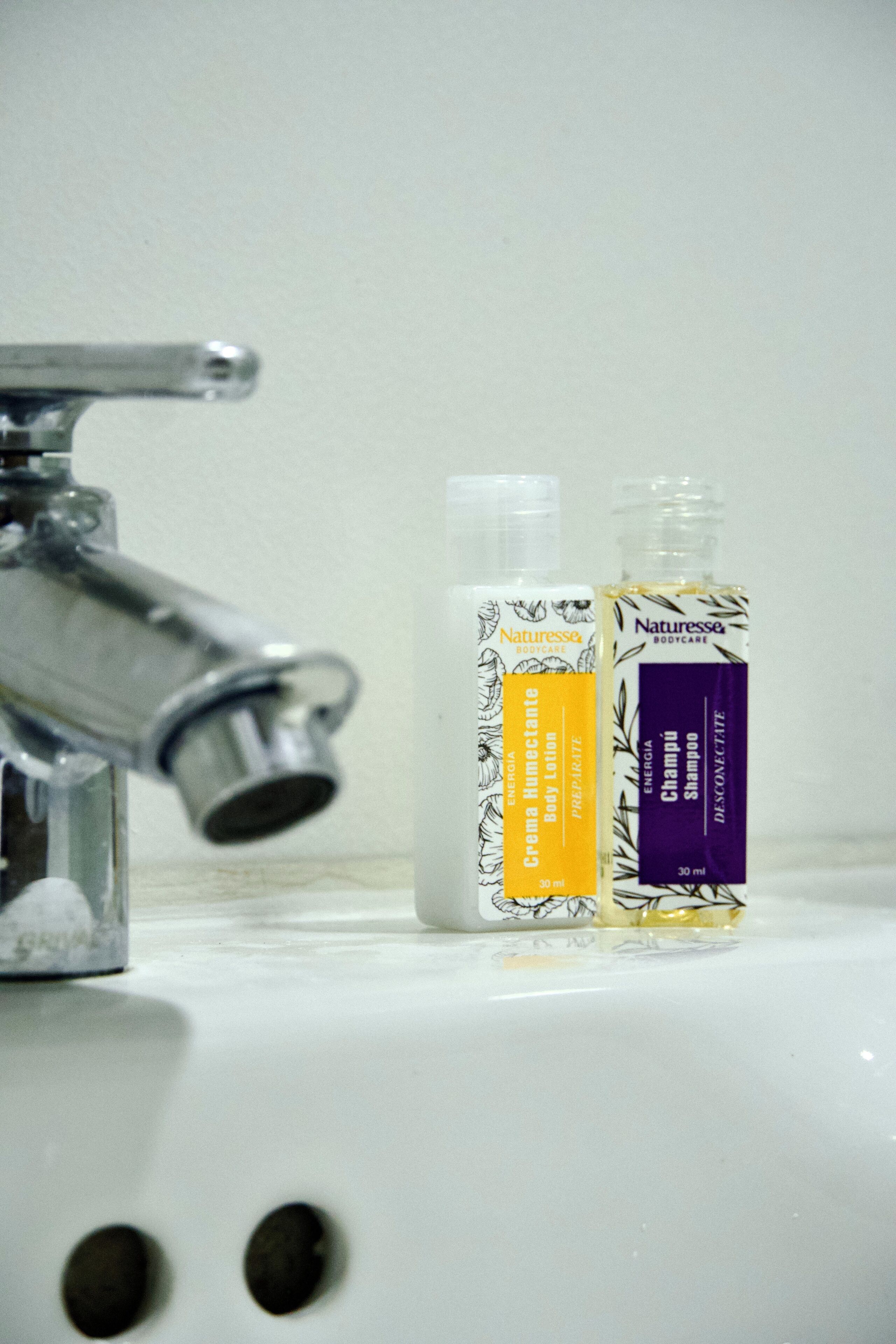 Superior Room | Kemudahan bilik mandi | Pancuran mandi, tuala disediakan, sabun, syampu 