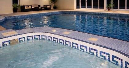 The Norwich Hideaway - Private Hot Tub