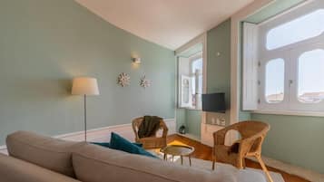 Apartamento luxo, vista para a cidade (1 cama de casal e 1 cama individual) | Área de estar