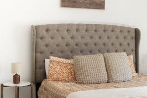 Fer et planche à repasser, Wi-Fi gratuit, draps fournis