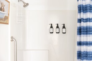 Shower, towels - Elevated Coastal Retreat | 4 Pools | Walk To Beach (Panama City Beach)