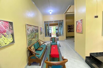 OYO 95136 Jec Plumbon伊斯兰民宿  