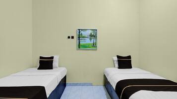 Standard Twin Room | Free WiFi, bed sheets