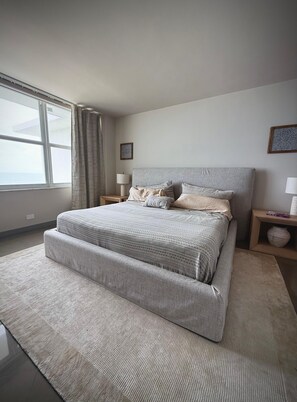Room - Enjoyable 1-bedroom condo in vibrant Miami Beach perfect for relaxing (Miami Beach)