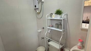 House, 1 Bedroom | Bathroom