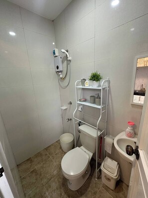 House, 1 Bedroom | Bathroom