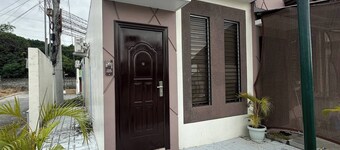 Cozy 1-bedroom House Rental in Hermosa, Philippines