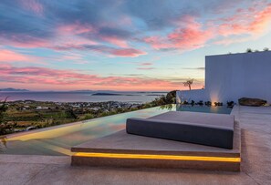 Luxury Villa, 4 Bedrooms, Sea View | Pool | Seasonal outdoor pool - Paros Villa Skylines Estate III (Paros)