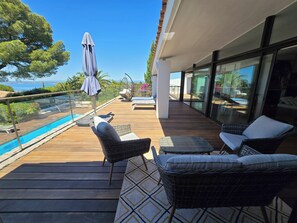 Terrace/patio - Breathtaking views and absolute calm at the summit of Mont Saint Clair. (Sète)