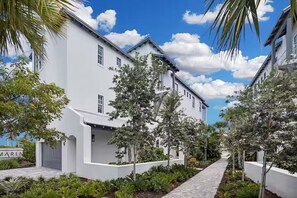 Exterior - Brand New Luxury Home in FL Keys Gated Community (Marathon)