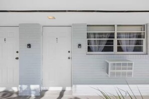 Exterior - New 3-Story FL Keys Homes at SeaGlass Cove! (Hallandale Beach)