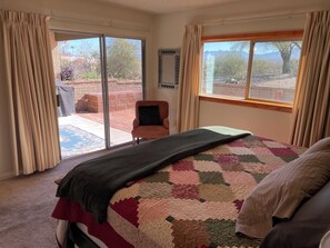 2 makuuhuonetta, silitysrauta/-lauta, ilmainen Wi-Fi, vuodevaatteet