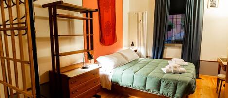 Iron/ironing board